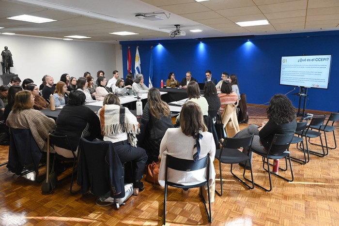 Compromiso con la primera infancia, el 23 de mayo, en la sala Alba Roballo del Ministerio de Educación y Cultura. Foto: MEC, s/d de autor, difusión