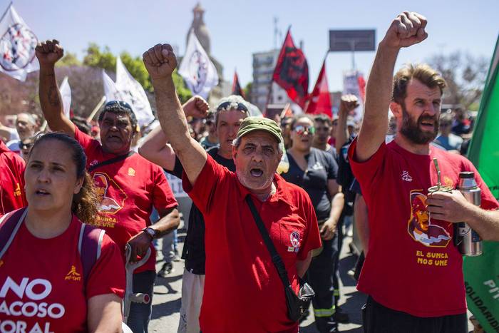 Paro convocado por el PIT-CNT (archivo, noviembre de 2022). · Foto: .