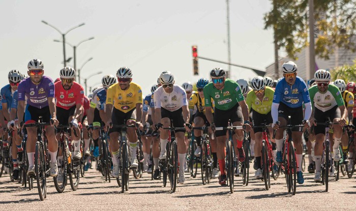 Vuelta Ciclista del Uruguay, quinta etapa, tramo Paysandú Mercedes, el 15 de abril. · Foto: Juan Manuel Alborés
